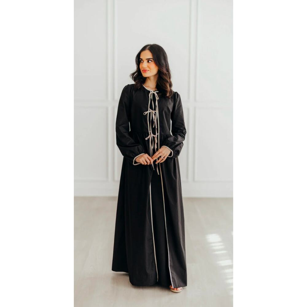 Elaa the Label long sleeve black cotton overdress w/tan ties size XS